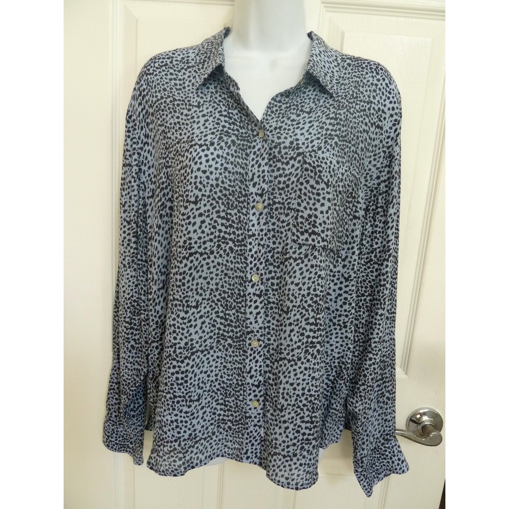 RAILS Sz L Anna Blue Lynx Lightweight Rayon Essential Super Soft Animal Blouse
